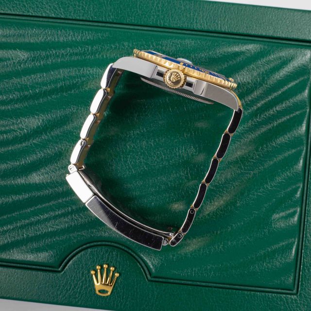 Rolex Submariner 126613 LB Image 2